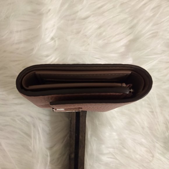 SOLD SOLD!Brand New! LV Capucines Trifold Compact Wallet Magnolia Pink (Full In) - Picture 4 of 10